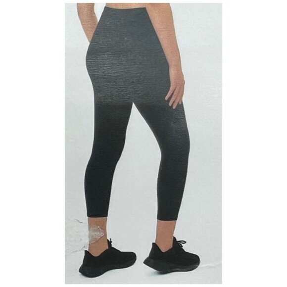 Tuff Veda | Women's Crop Tight | Black | Various Sizes - Picture 4 of 4